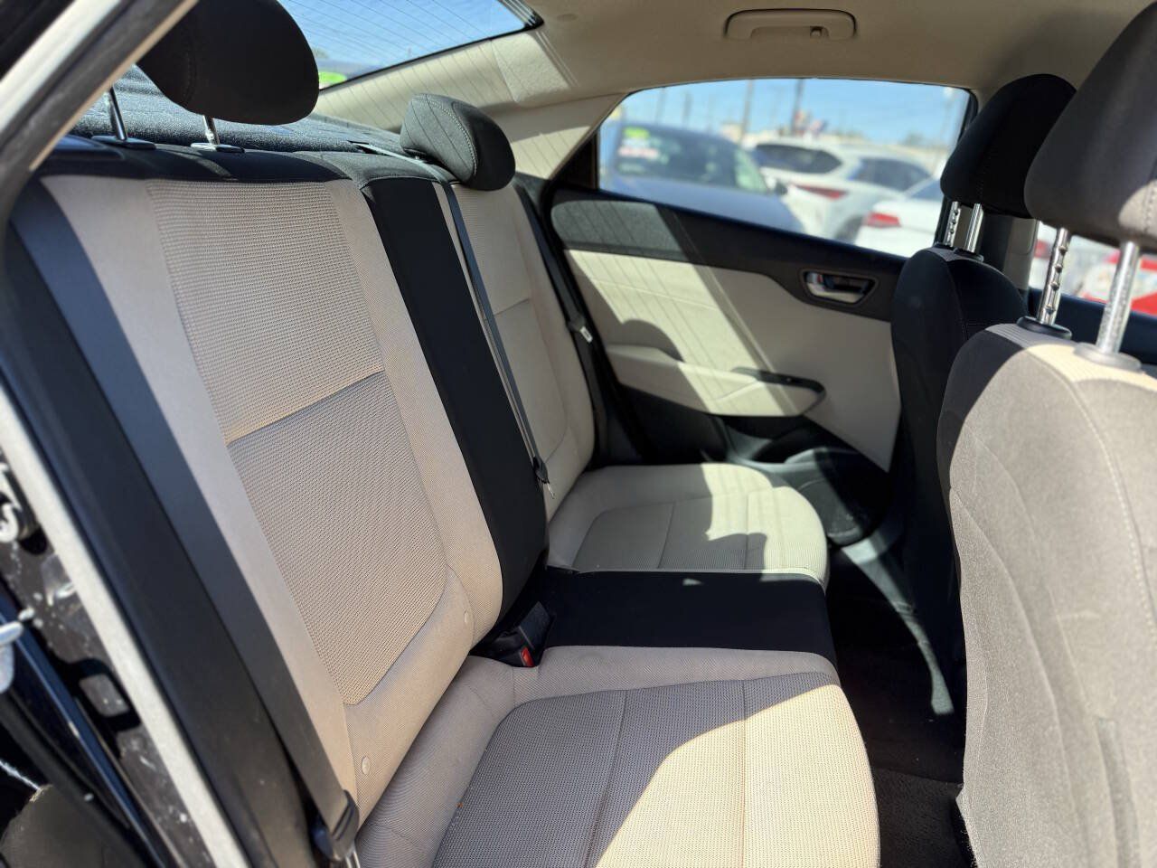 Used 2019 Hyundai Accent SE FWD image 22