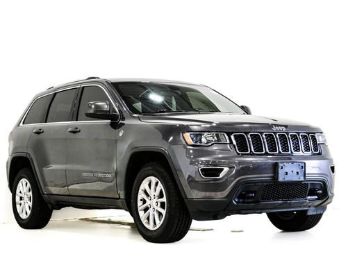 Used 2021 Jeep Grand Cherokee Laredo AWD/4WD image 1