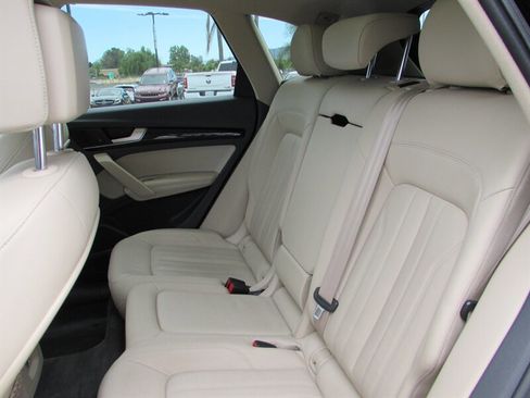 Used 2018 Audi Q5 Prestige AWD/4WD image 32