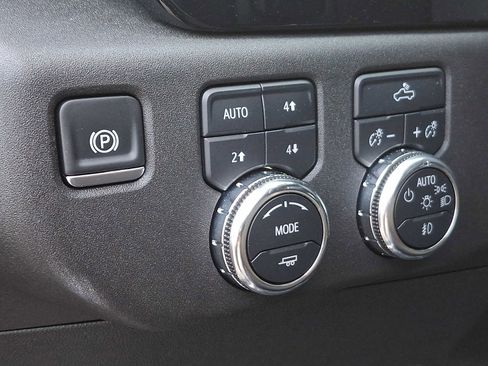 Certified 2025 GMC Sierra 1500 Elevation AWD/4WD image 27