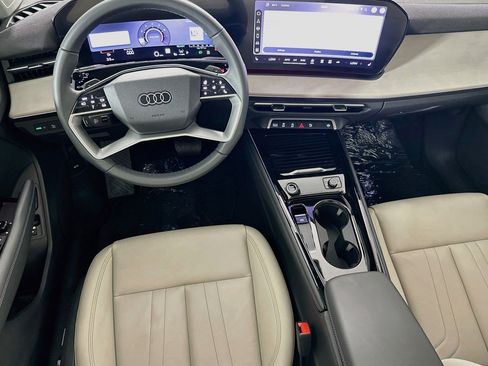 Used 2026 Audi Q3 quattro 2.0T AWD/4WD image 5