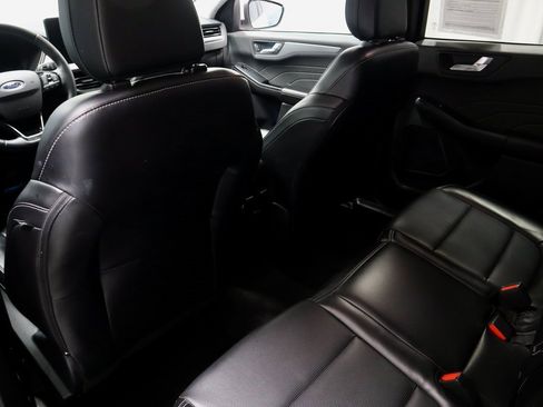 Certified 2024 Ford Escape Platinum image 22