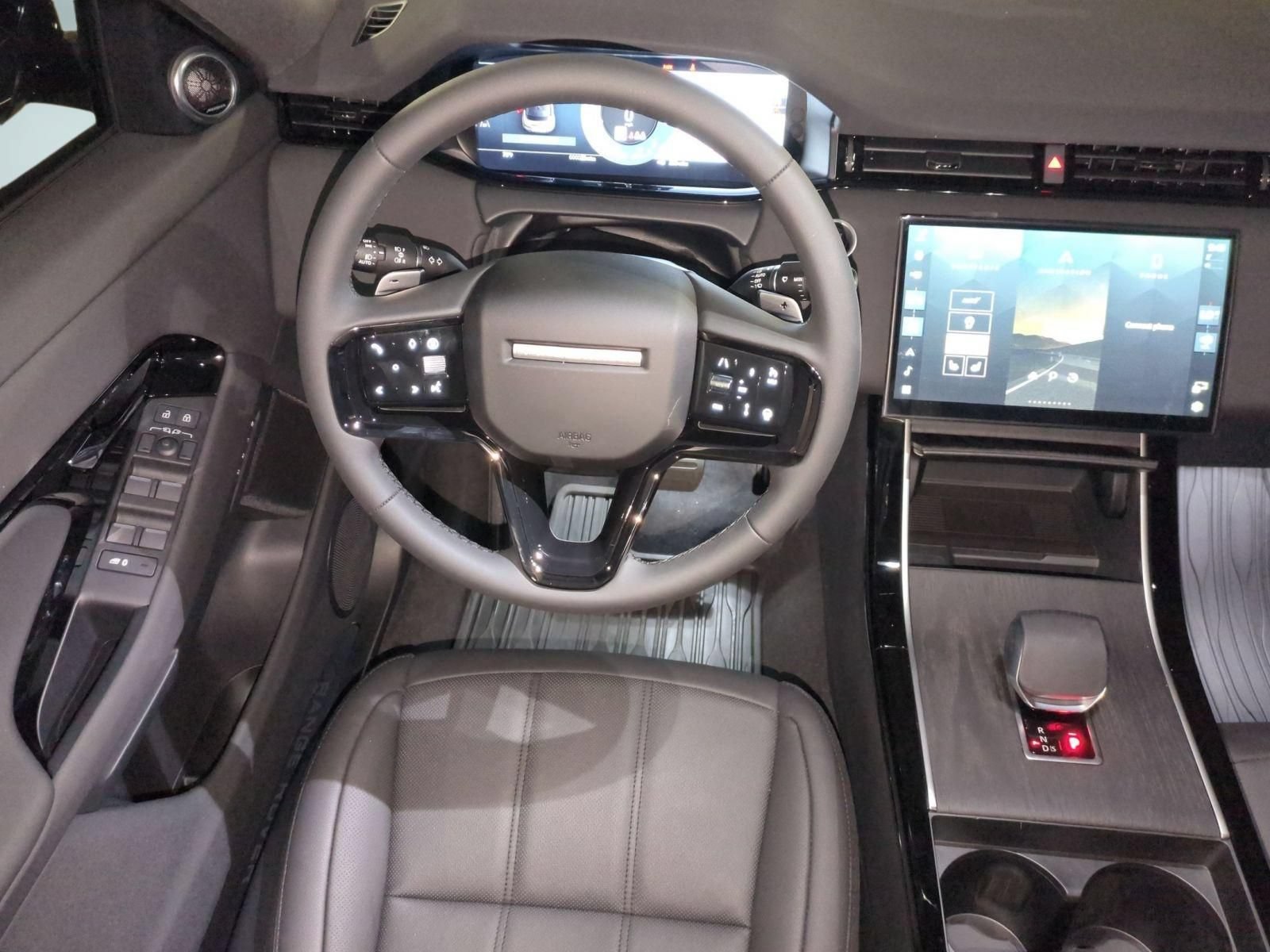 New 2026 Land Rover Range Rover Evoque S AWD/4WD image 27