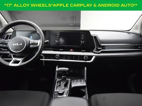 Used 2023 Kia Sportage LX AWD/4WD image 4