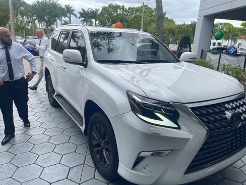 Certified 2023 Lexus GX 460 Premium AWD/4WD image 9