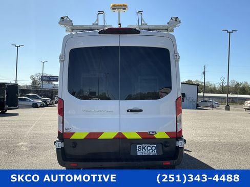 Used 2018 Ford Transit 250 148 Medium Roof w/ Exterior Upgrade Package image 4