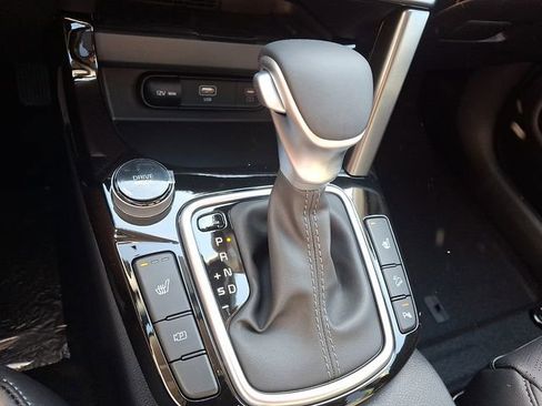 New 2026 Kia Seltos EX FWD image 13
