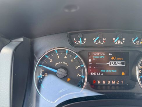 Used 2011 Ford F150 XLT w/ XLT Convenience Pkg AWD/4WD image 24