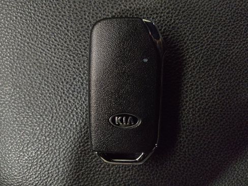Used 2020 Kia Forte GT-Line FWD image 32