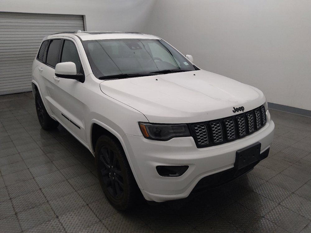 Used 2022 Jeep Grand Cherokee Laredo X RWD image 13