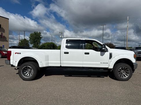 Used 2021 Ford F350 XLT w/ XLT Value Package AWD/4WD image 6