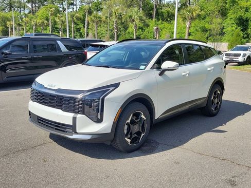 New 2026 Kia Sportage AWD Hybrid image 3