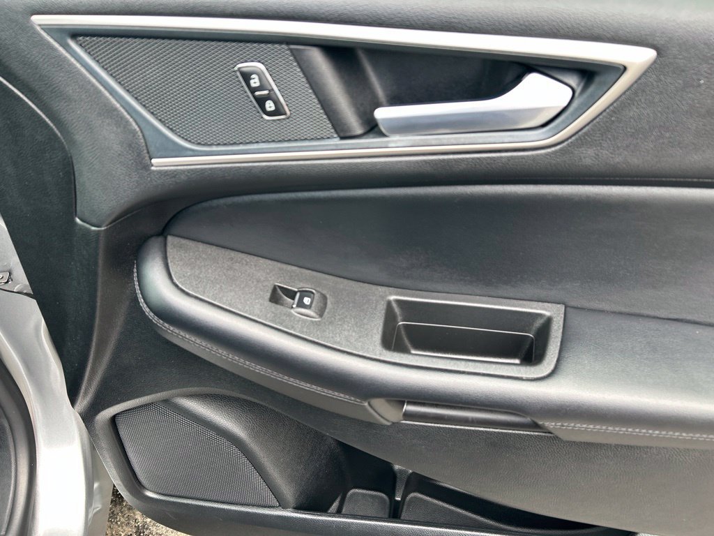 Used 2024 Ford Edge SEL AWD/4WD image 28