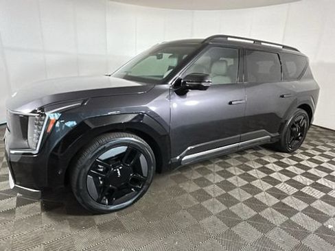 Used 2024 Kia EV9 GT-Line AWD/4WD image 6