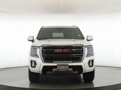 Used 2023 GMC Yukon AT4 image 12