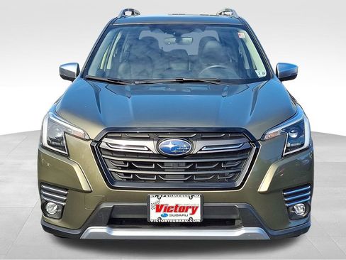 Used 2023 Subaru Forester Touring image 2