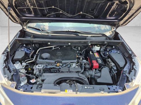Used 2019 Toyota RAV4 XLE FWD image 22