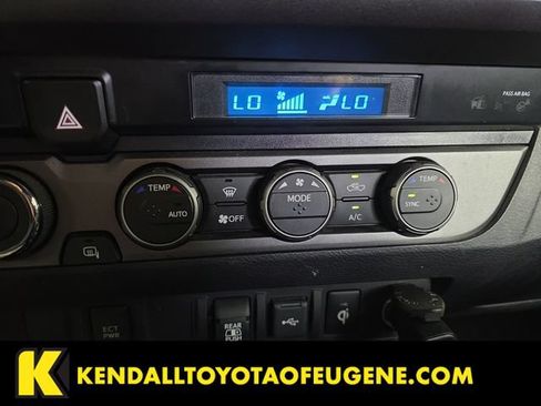 Used 2021 Toyota Tacoma TRD Off-Road AWD/4WD image 21