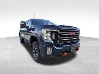 Used 2021 GMC Sierra 2500 AT4 w/ AT4 Premium Plus Package AWD/4WD video 3