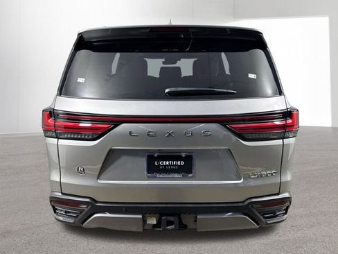 Used 2024 Lexus LX 600 4WD w/ Luxury Package image 36