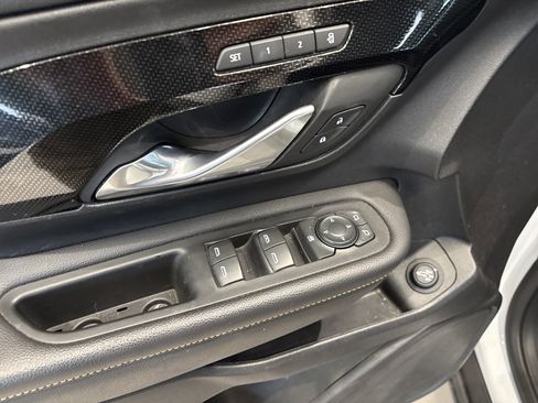 Used 2022 GMC Terrain AT4 w/ Tech Package image 9