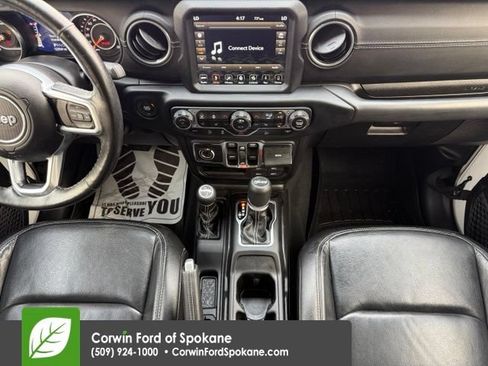 Used 2019 Jeep Wrangler Unlimited Sahara AWD/4WD image 27