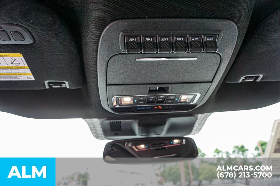 Used 2025 Ford F350 Platinum AWD/4WD image 32