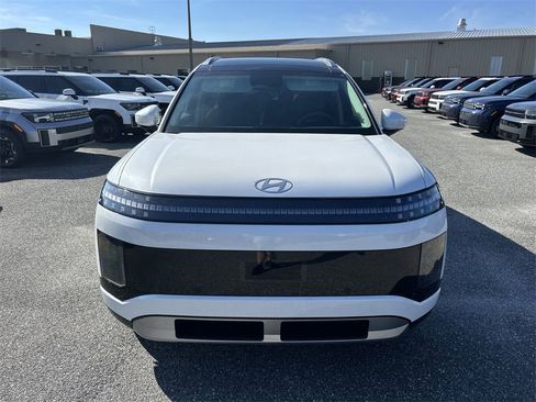 New 2026 Hyundai Ioniq 9 Limited image 7