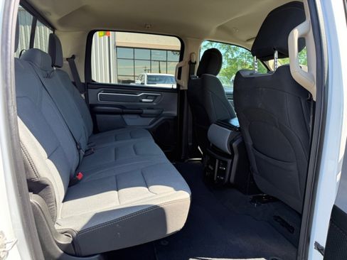 Used 2020 RAM 1500 Big Horn image 15