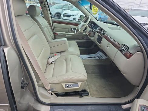 Used 1999 Cadillac De Ville w/ Comfort/Convenience Pkg image 17