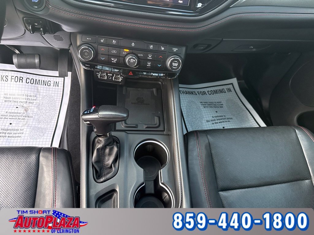 Used 2023 Dodge Durango R/T w/ Tow 'N Go Package AWD/4WD image 19