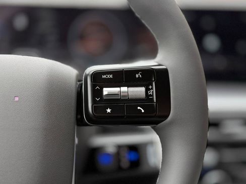 New 2026 Hyundai Ioniq 9 SEL image 18