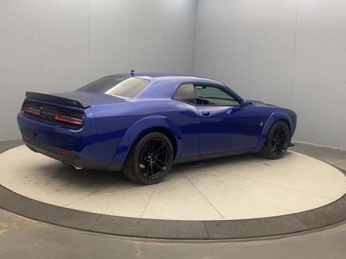Used 2022 Dodge Challenger R/T Scat Pack RWD image 5