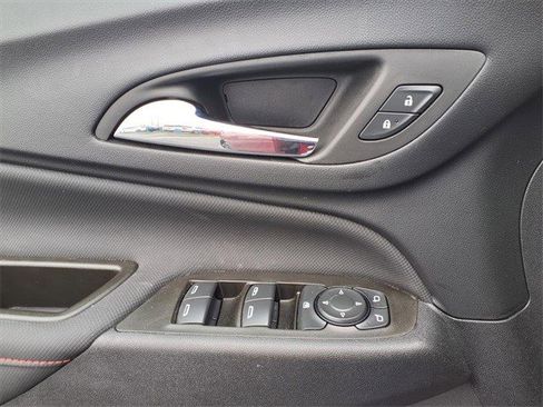 Certified 2023 Chevrolet Equinox RS w/ RS Leather Package image 16