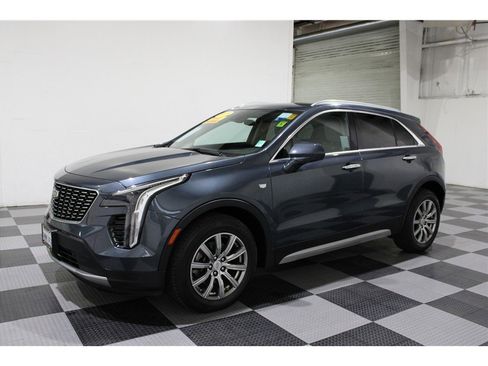 Used 2019 Cadillac XT4 Premium Luxury w/ Driver Awareness Package image 7