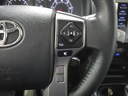 Used 2020 Toyota 4Runner SR5 Premium w/ Moonroof Package image 21