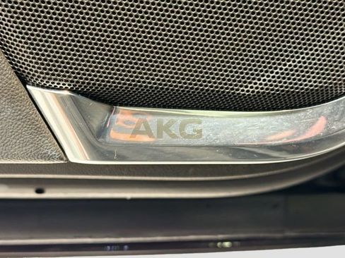 Certified 2024 Cadillac Escalade ESV V w/ LPO, ONYX Package image 18