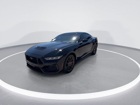 Used 2024 Ford Mustang GT Premium RWD image 4