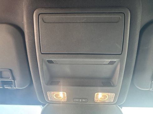 Used 2025 Ford Escape ST-Line FWD image 28