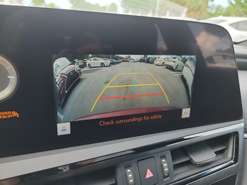 Used 2024 Lexus ES 350 w/ Premium Package FWD image 31