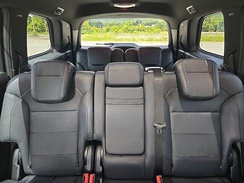 Used 2017 Mercedes-Benz GLS 550 4MATIC image 24