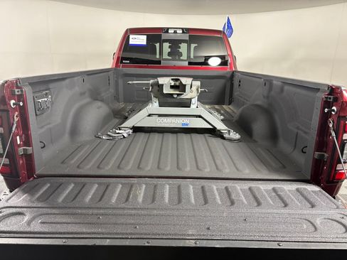 Used 2022 RAM 3500 Limited w/ Night Edition AWD/4WD image 31