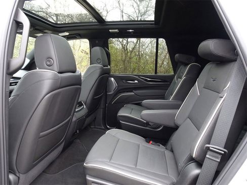 Certified 2024 Cadillac Escalade Sport w/ Touring Package image 16