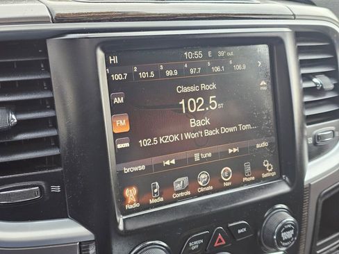 Used 2015 RAM 1500 Laramie Limited image 22