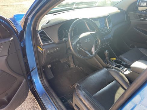 Used 2017 Hyundai Tucson Limited w/ Limited Ultimate Package 03 image 10