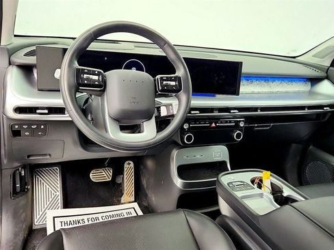 Used 2026 Hyundai Ioniq 9 Calligraphy AWD/4WD image 12