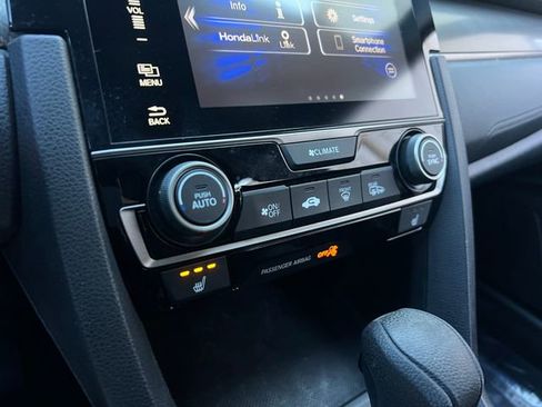 Used 2018 Honda Civic EX image 25