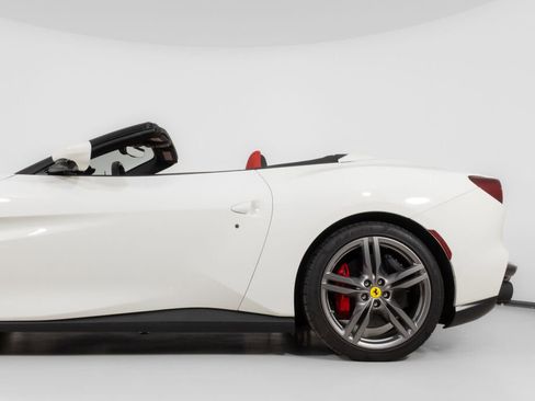 Used 2022 Ferrari Portofino M image 17