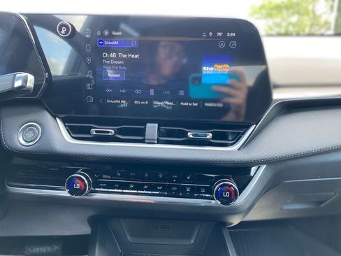 New 2026 Chevrolet Equinox LT w/ Convenience Package II AWD/4WD image 25