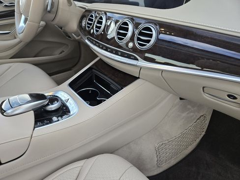 Used 2020 Mercedes-Benz S 450 Sedan image 44